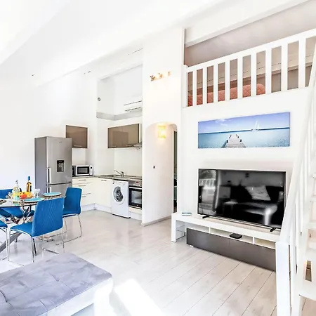 Font Mourier-2 By Interhome Appartement *