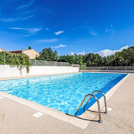 Font Mourier-2 By Interhome * Gassin